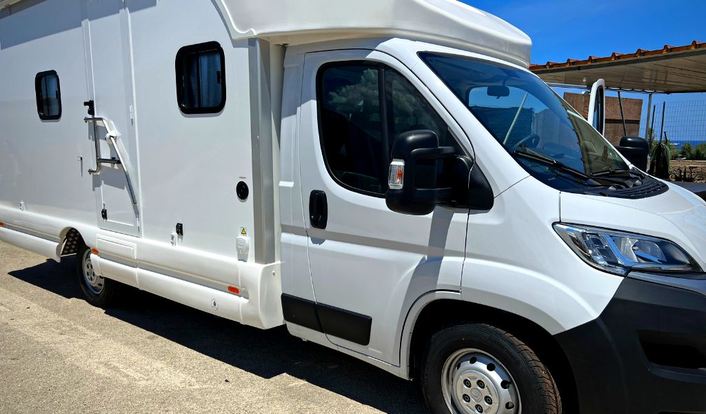 Veicoli speciali sanitari ambulatorio mobile esterno – Mastervan